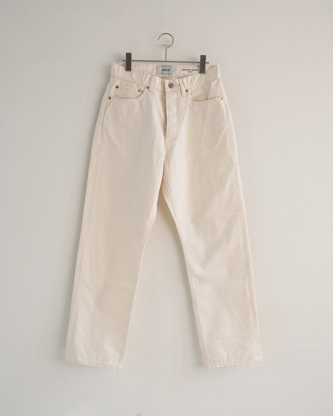 Wide tapered pants, Natural