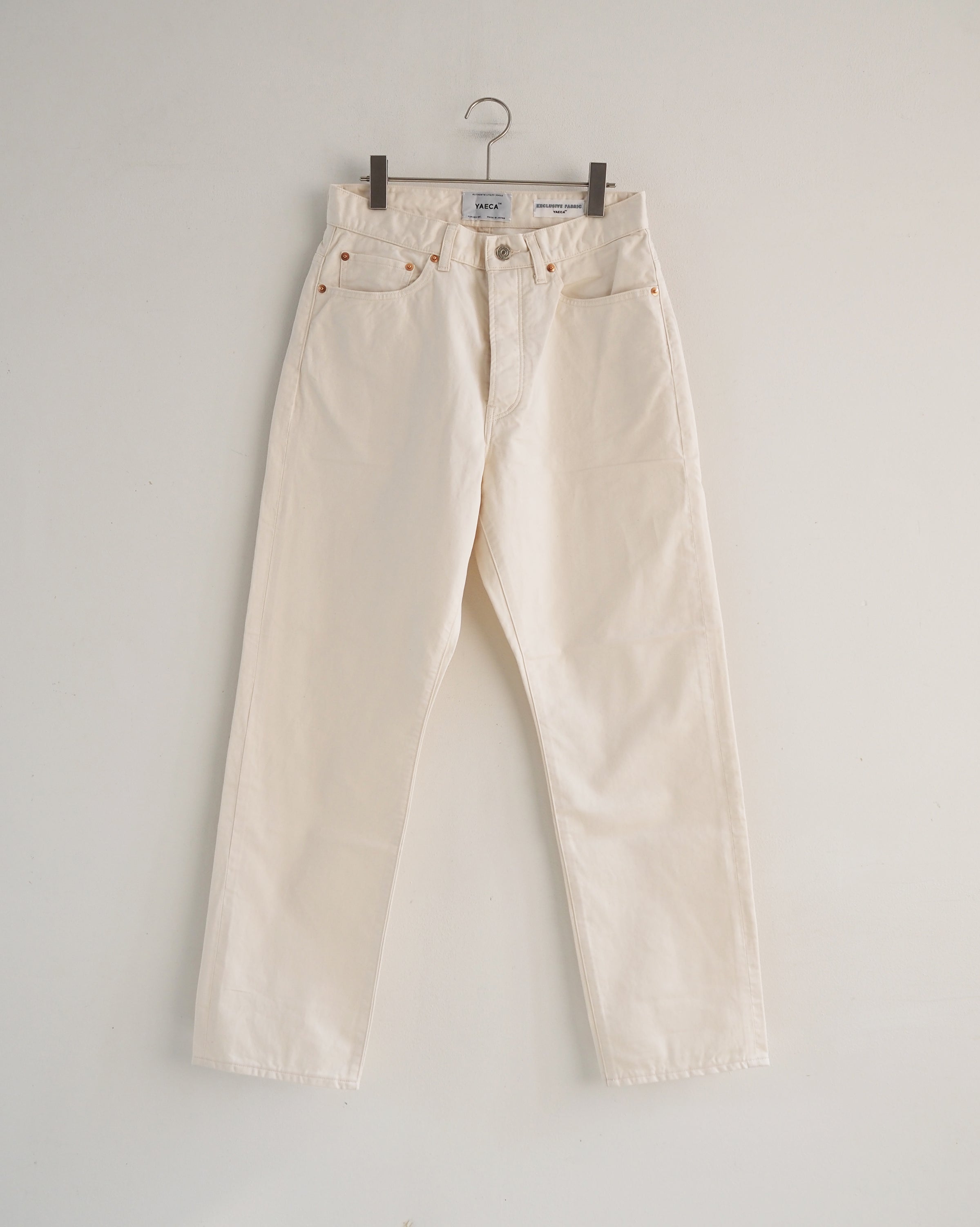Wide tapered pants, Natural