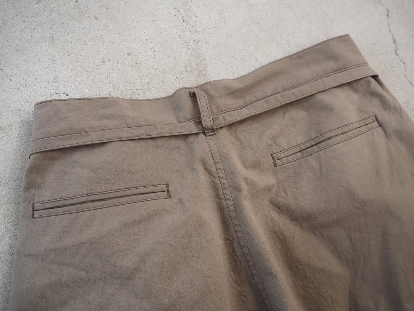 Selvage Twill Button Tuck Easy Pants, Sage