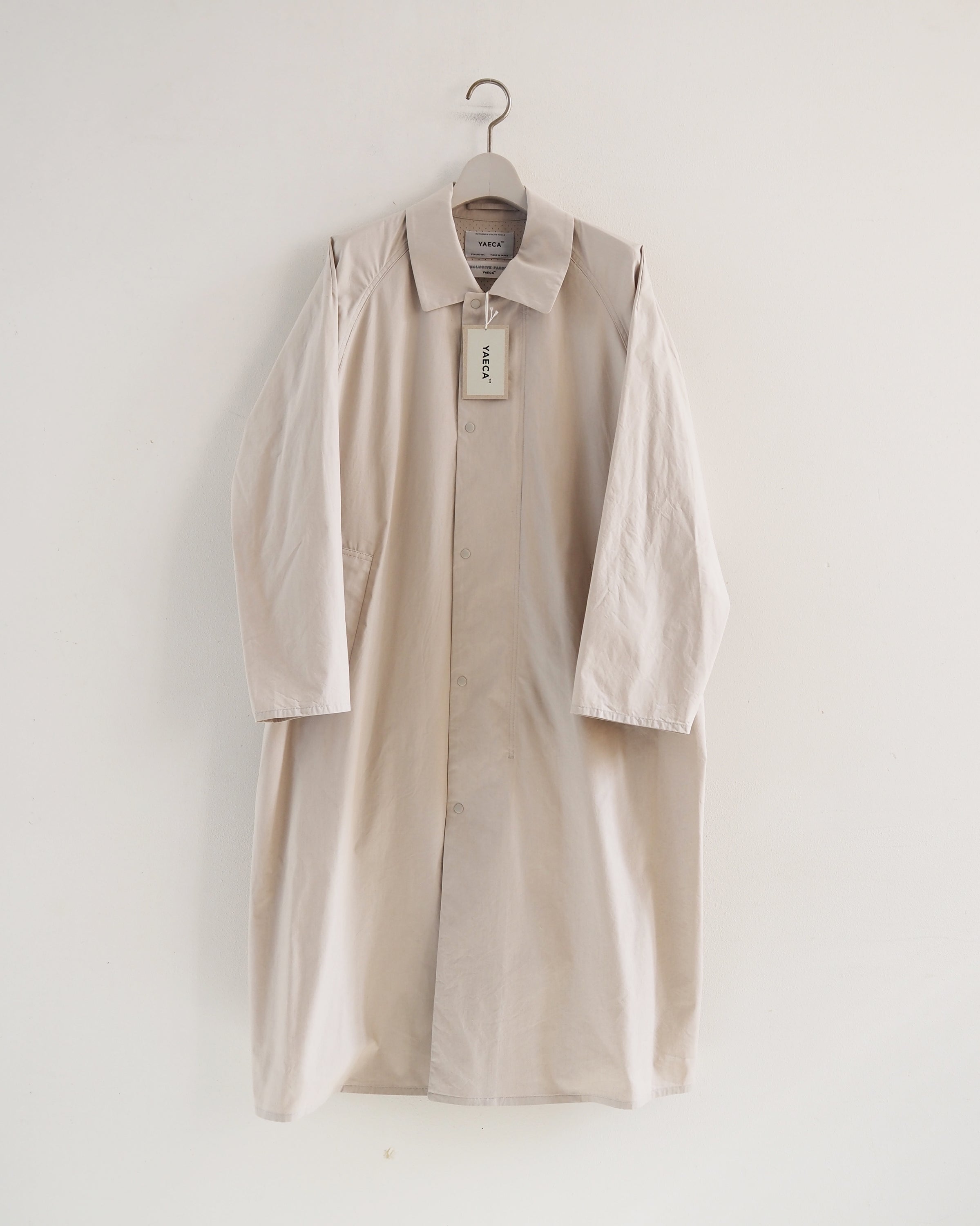 Zip and button coat, Kusaki Gray