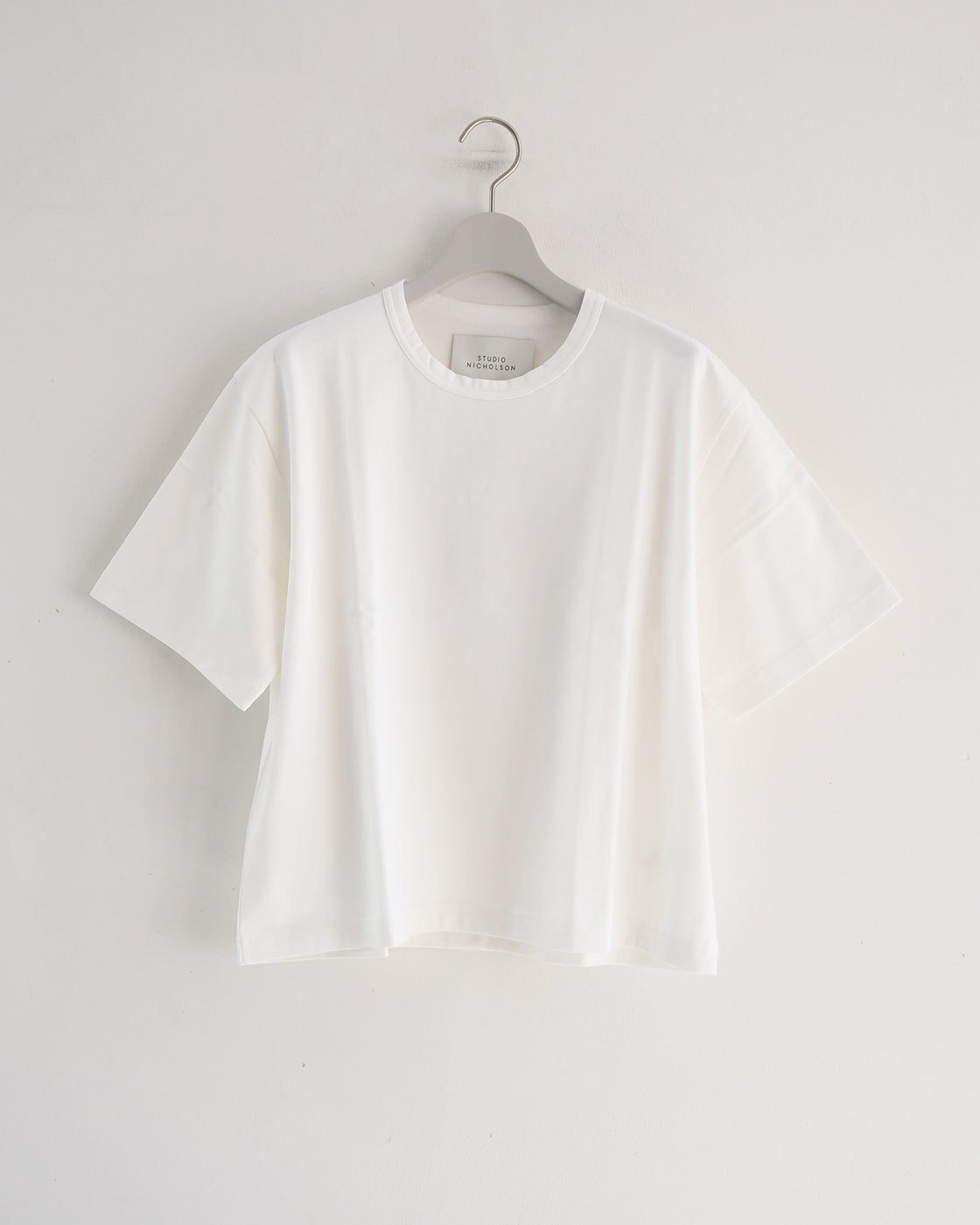 LEE, White