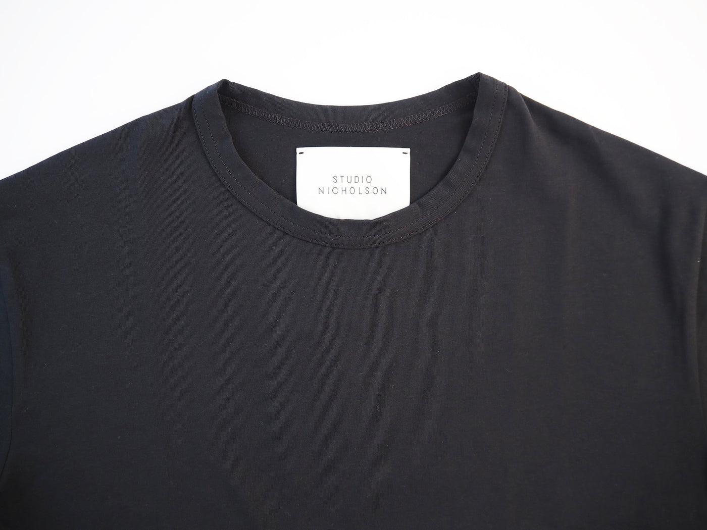 LEE, Black