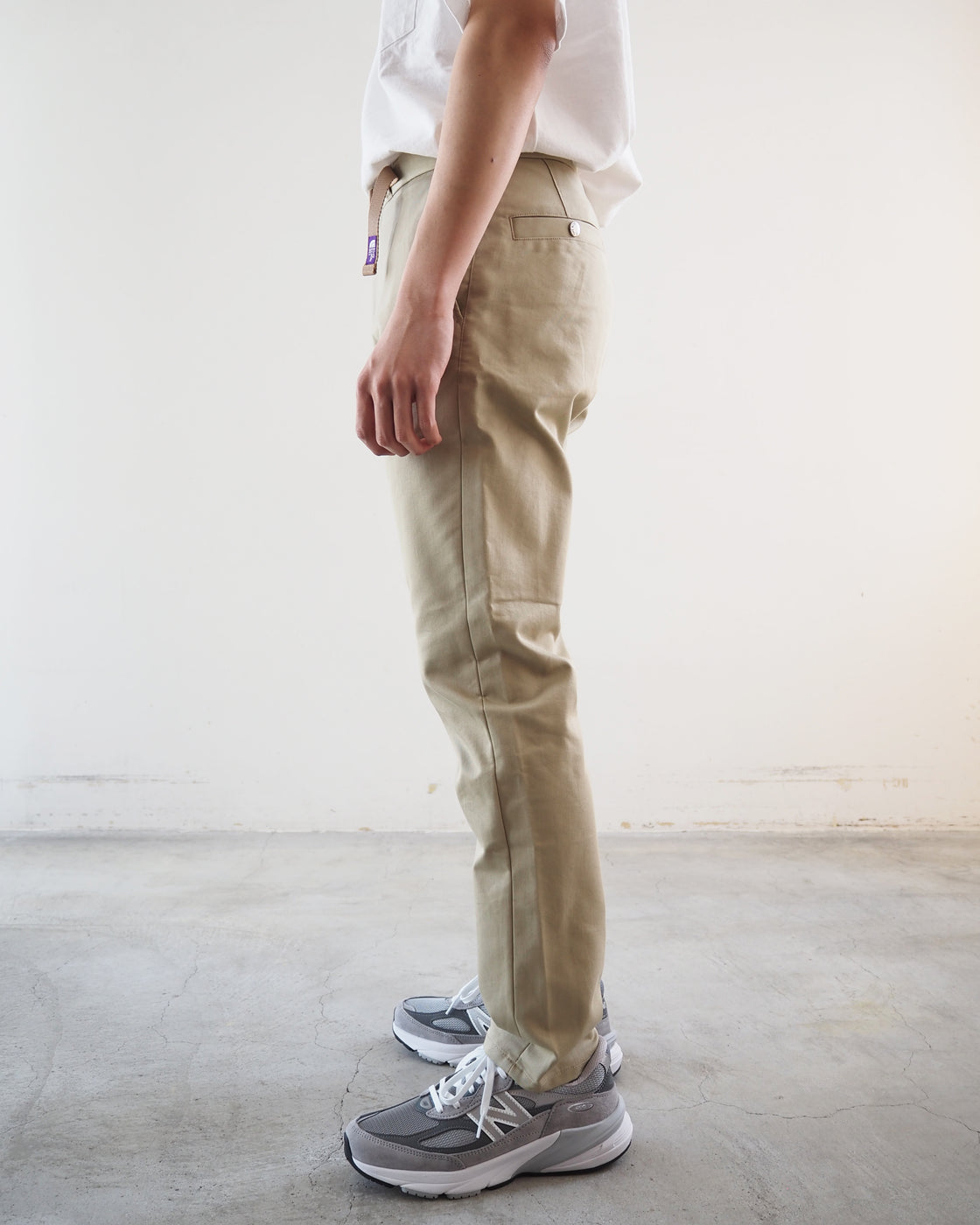 Stretch twill tapered pants, Beige