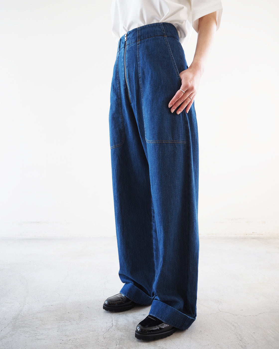 MEYER, Indigo