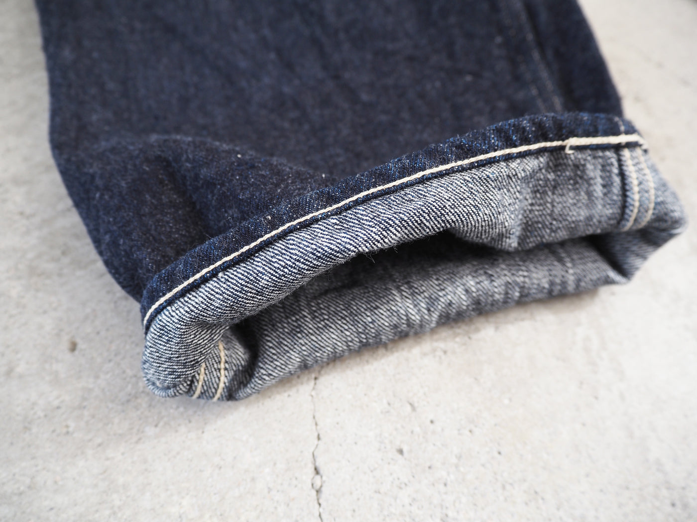 COMOLI Denim Belted Pants, Navy