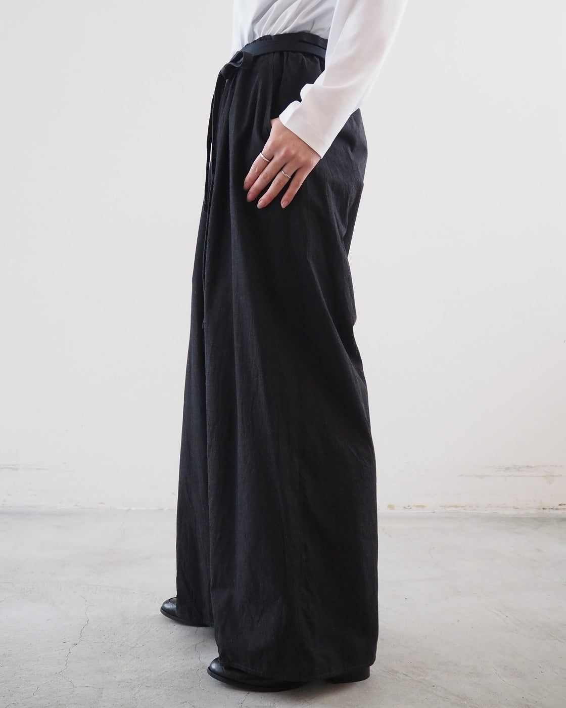 Selvage Twill Suspender Easy Wide Pants, Heater Black