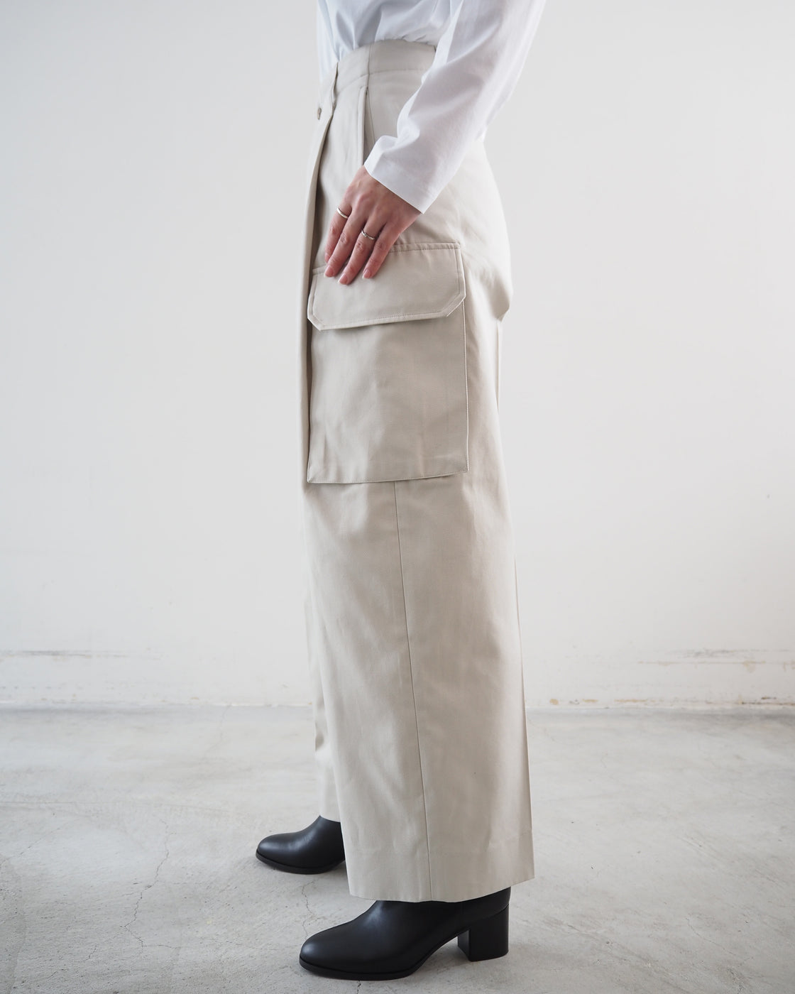 Drill Chambray Super Wide 6P Slacks, Orchid White