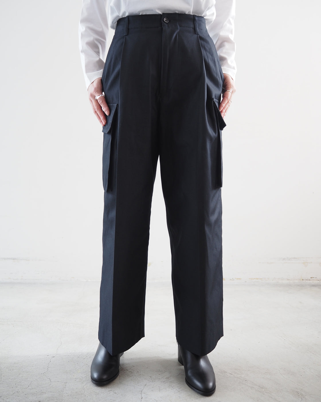 Drill Chambray Super Wide 6P Slacks, Carbon Navy