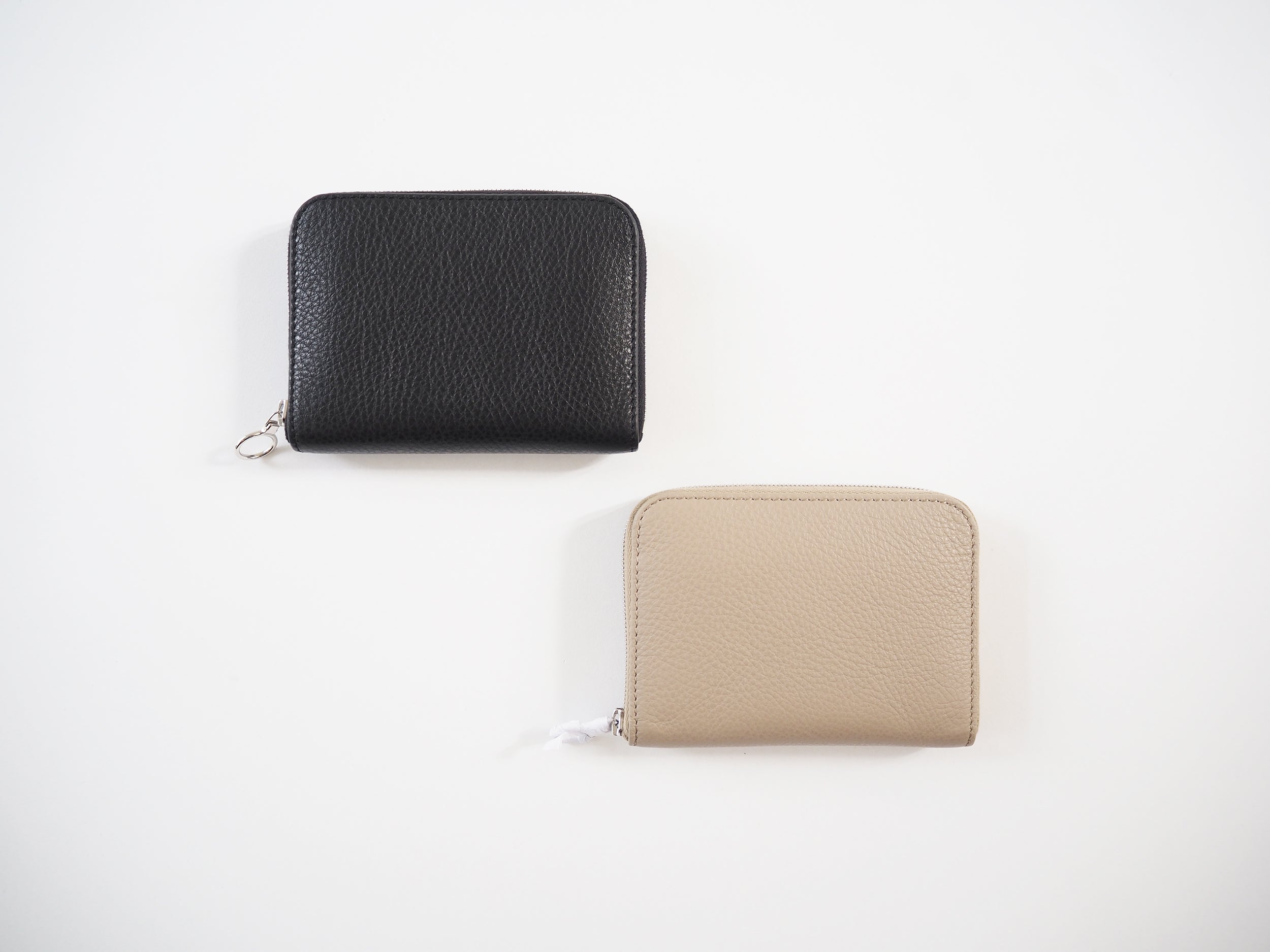 Round wallet, Black
