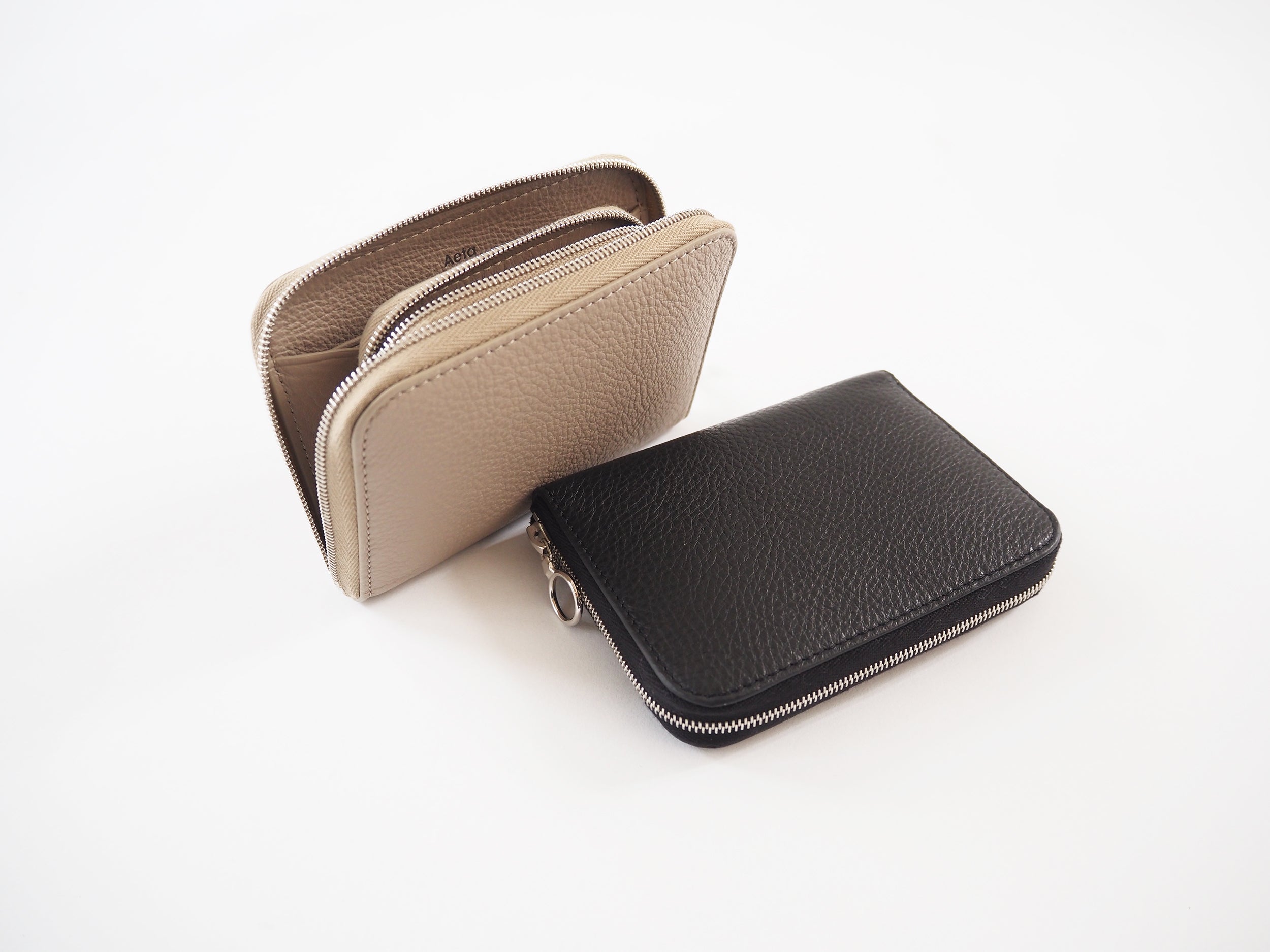 Round wallet, Gray Beige