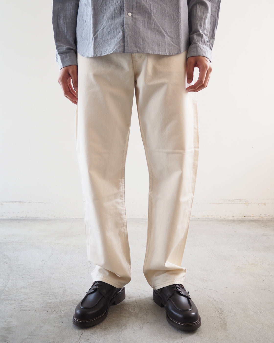 Wide tapered pants, Natural