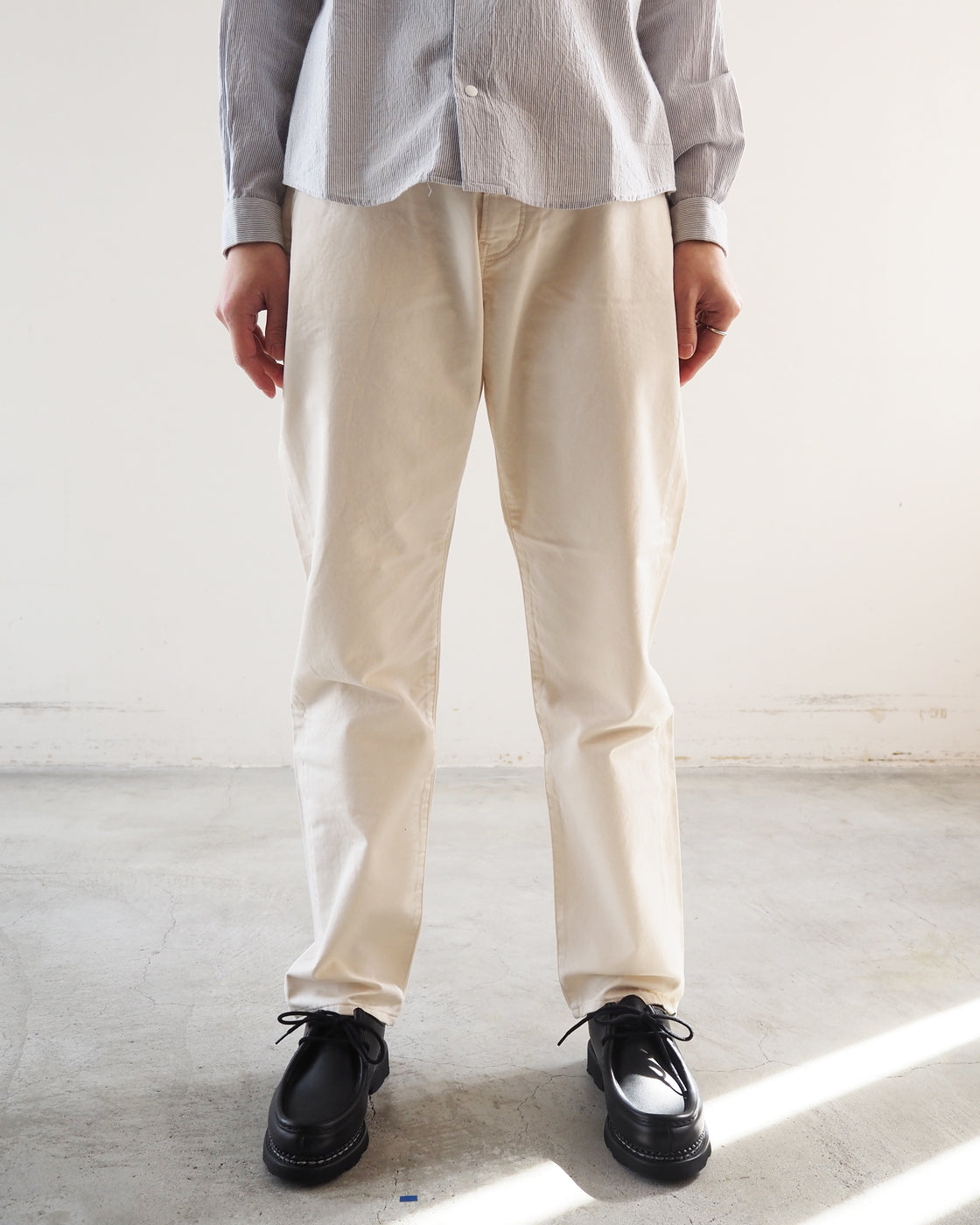 Wide tapered pants, Natural