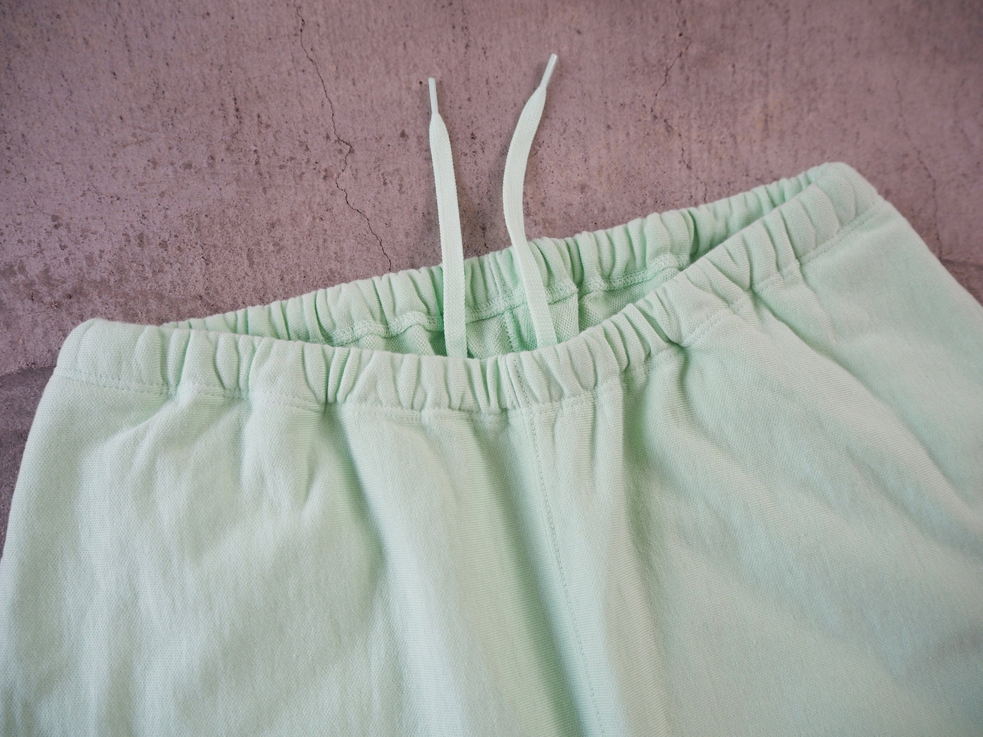 Light sweatpants, Pale Green