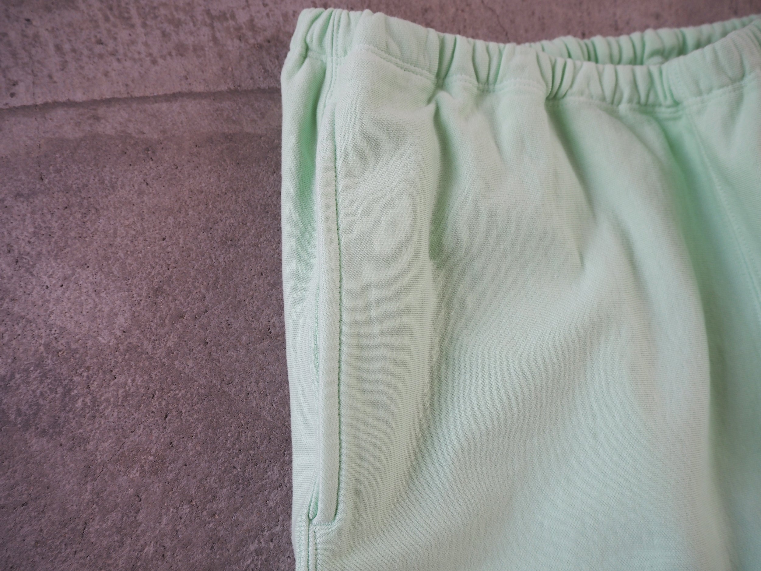 Light sweatpants, Pale Green