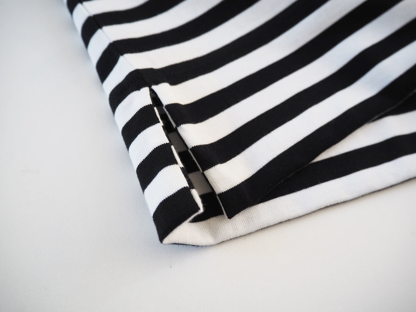 Box Tee Long Sleeve, Black x White