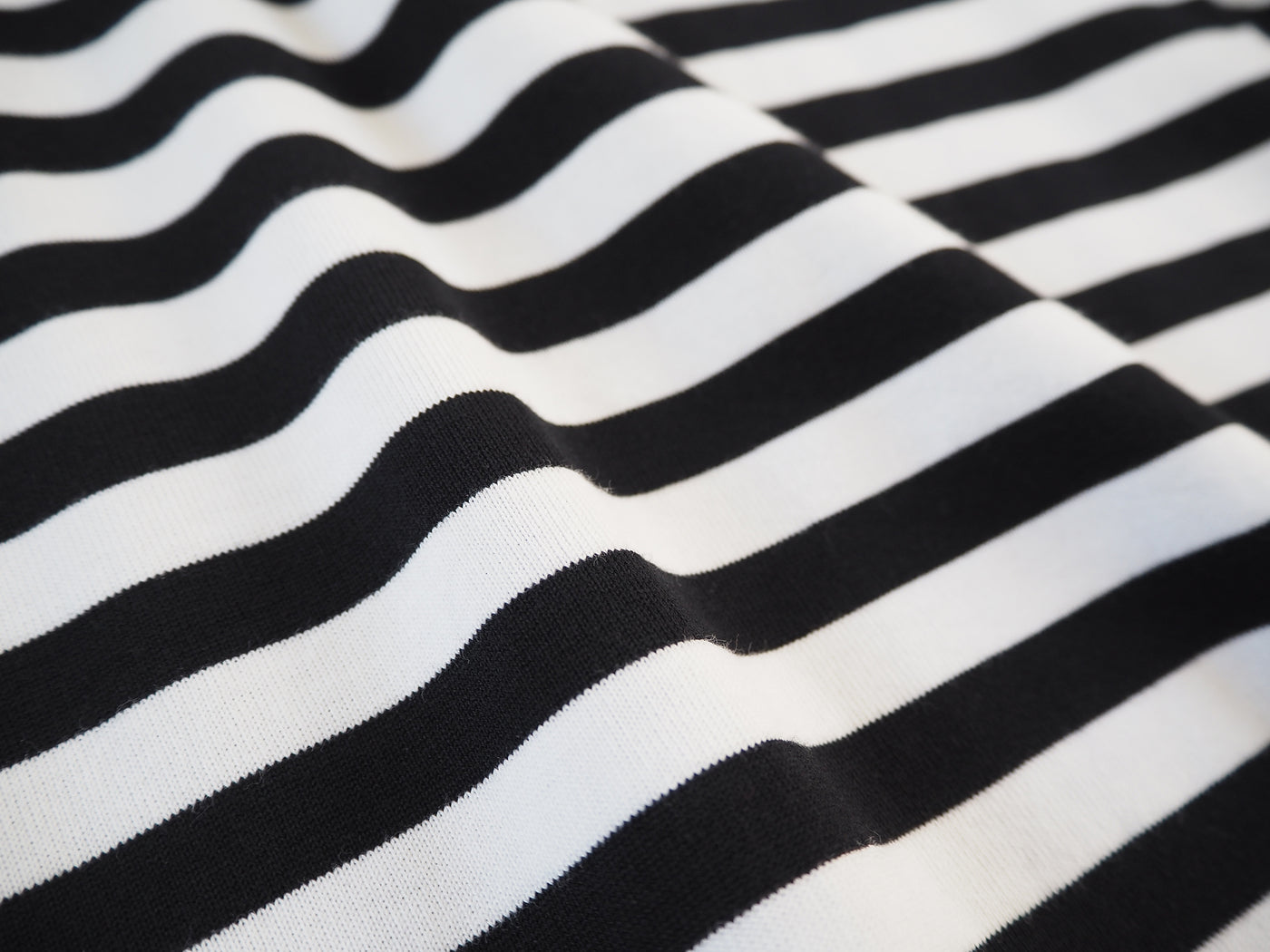 Box Tee Long Sleeve, Black x White