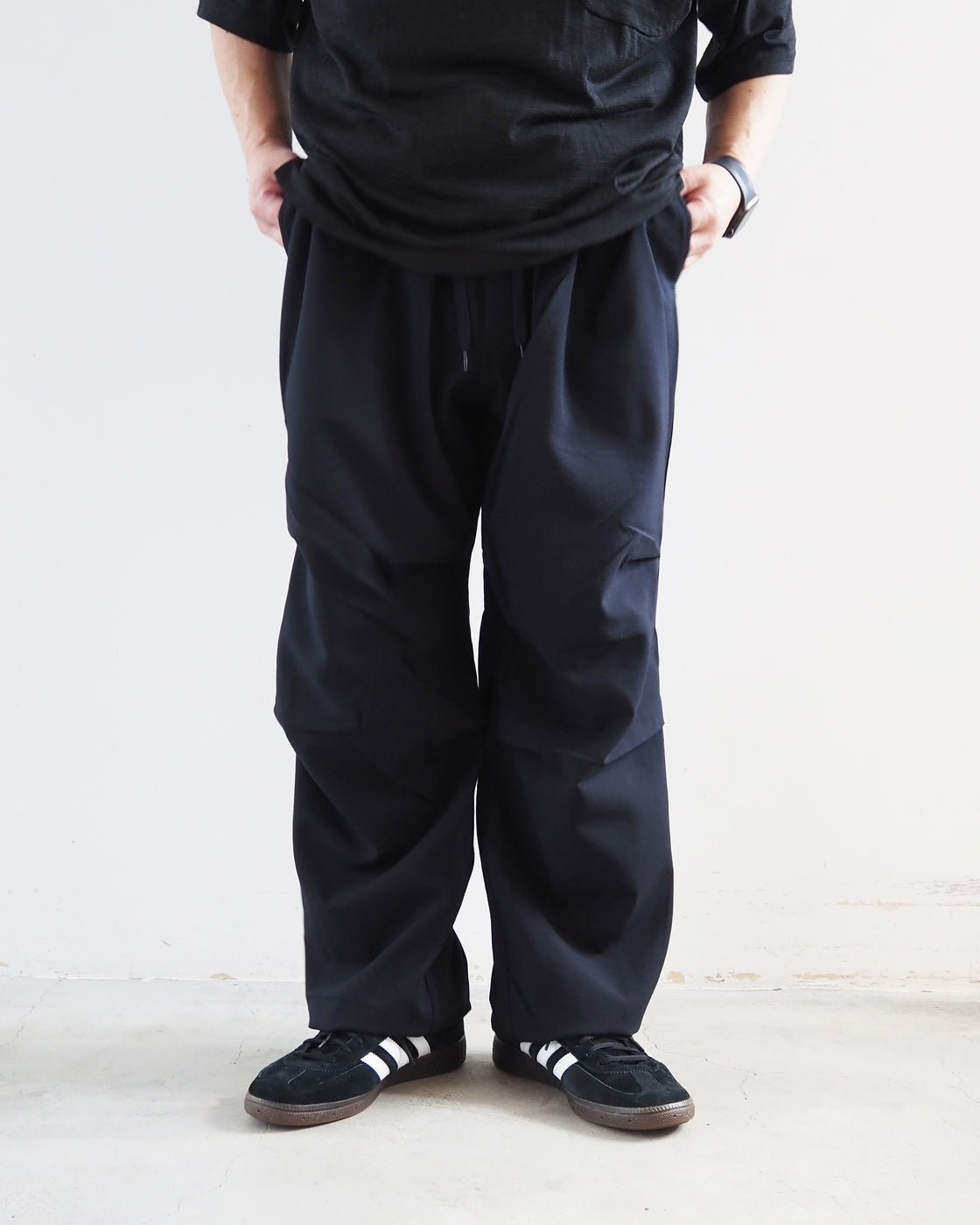 Wool Knee Tucked Pants, Navy