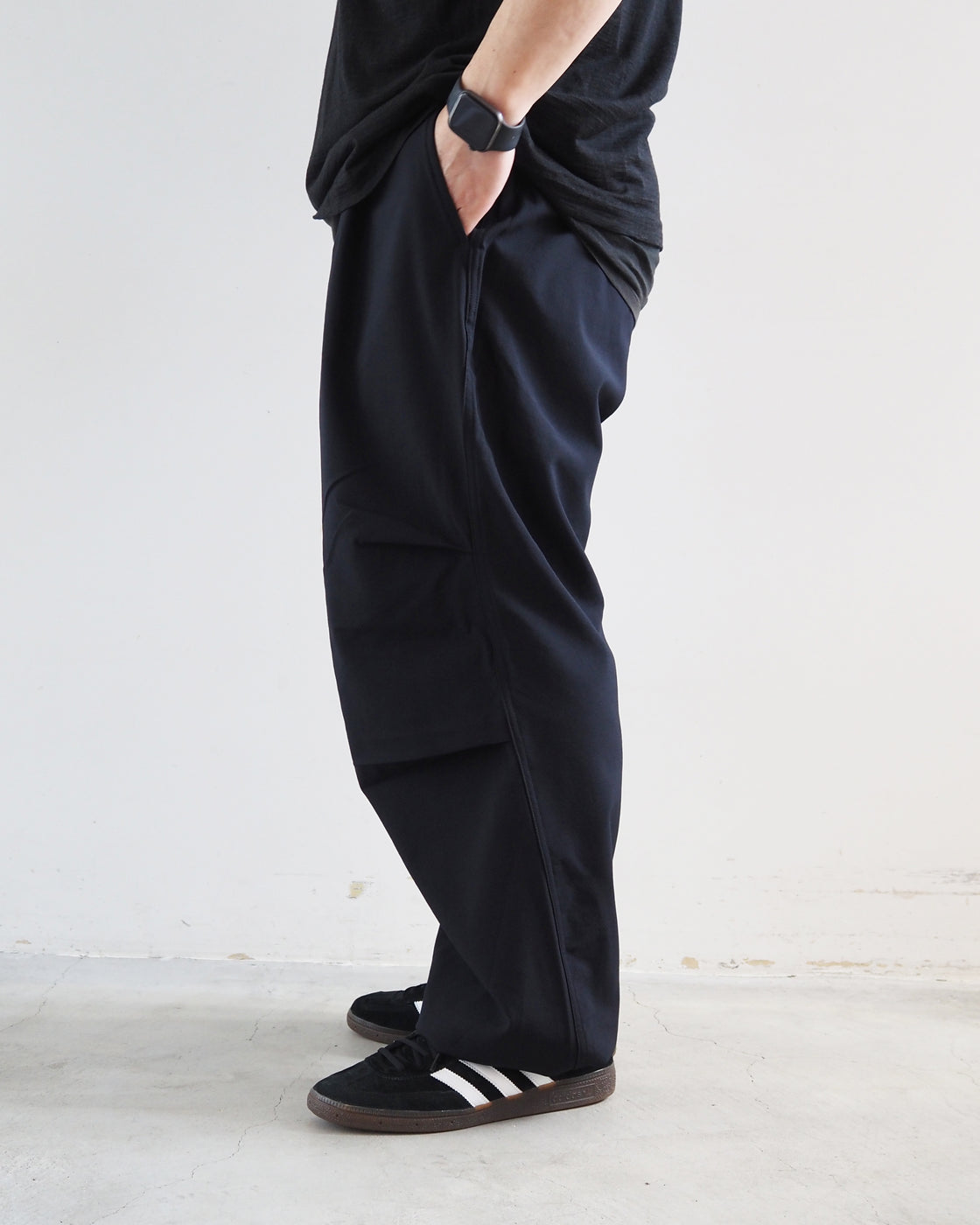 Wool Knee Tucked Pants, Navy