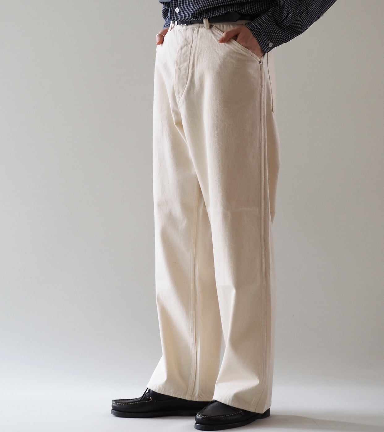Bauth BAUTH サテン ペインター パンツ , Ecru – Navyblue
