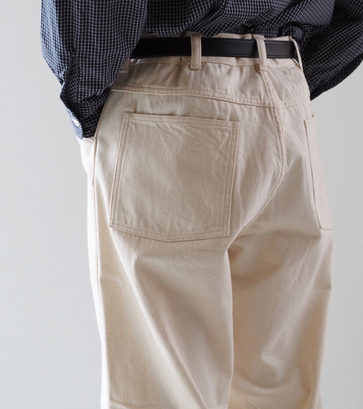 Bauth BAUTH サテン ペインター パンツ , Ecru – Navyblue