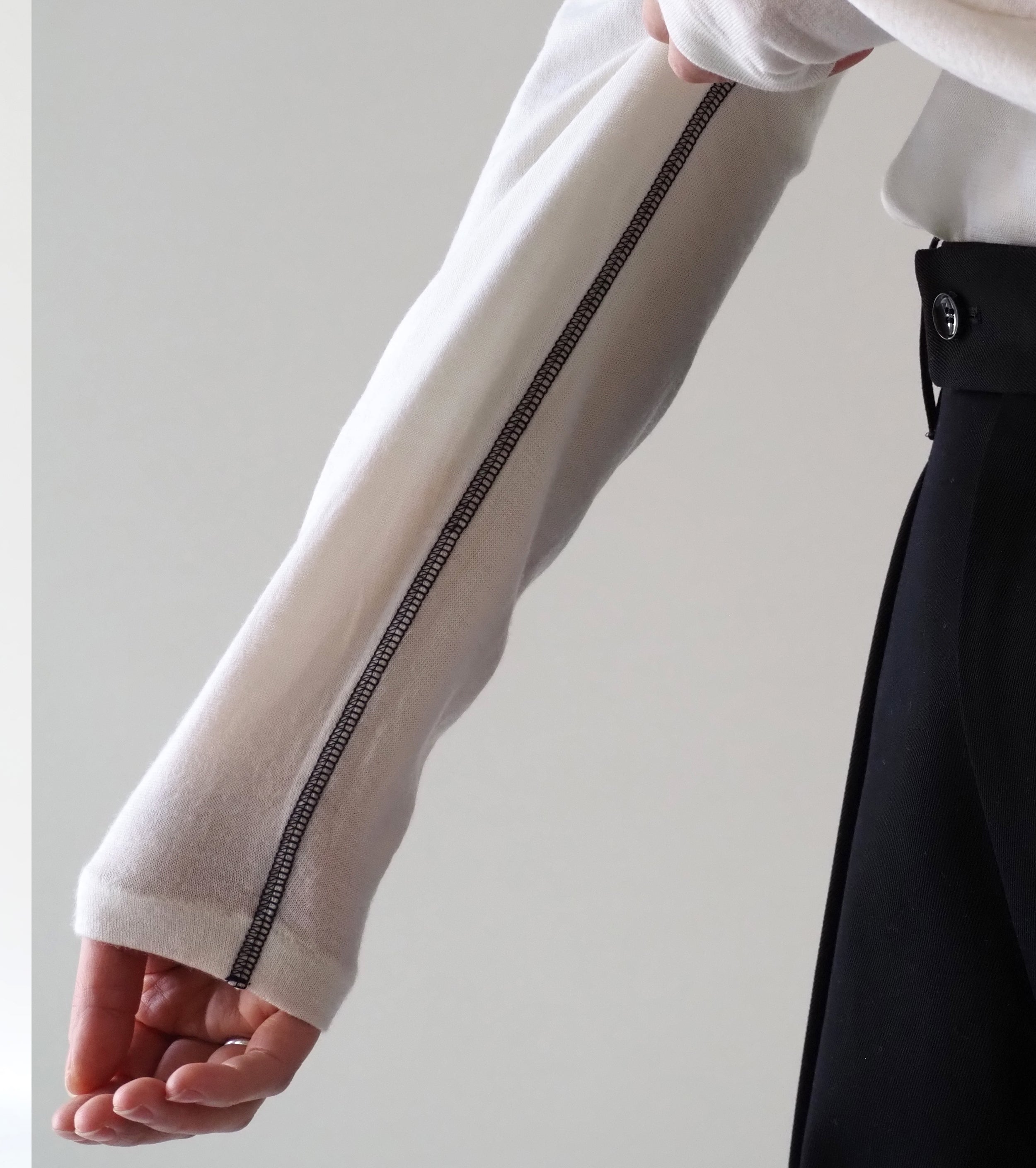 Oblada WOOL LONG TEE , White