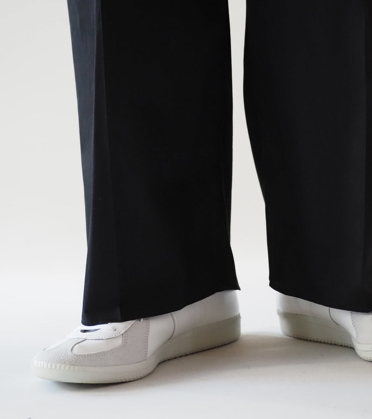 Nonnotte Draping Elastic In Tuck Wide Trousers , Caviar