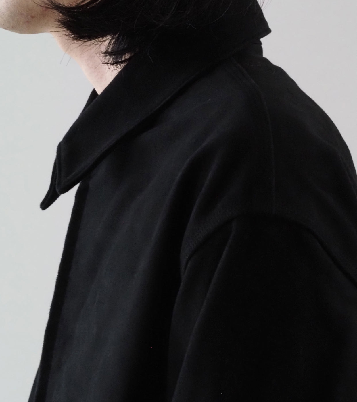 COMOLI Mole  Skin  Zip Short Jacket , Black