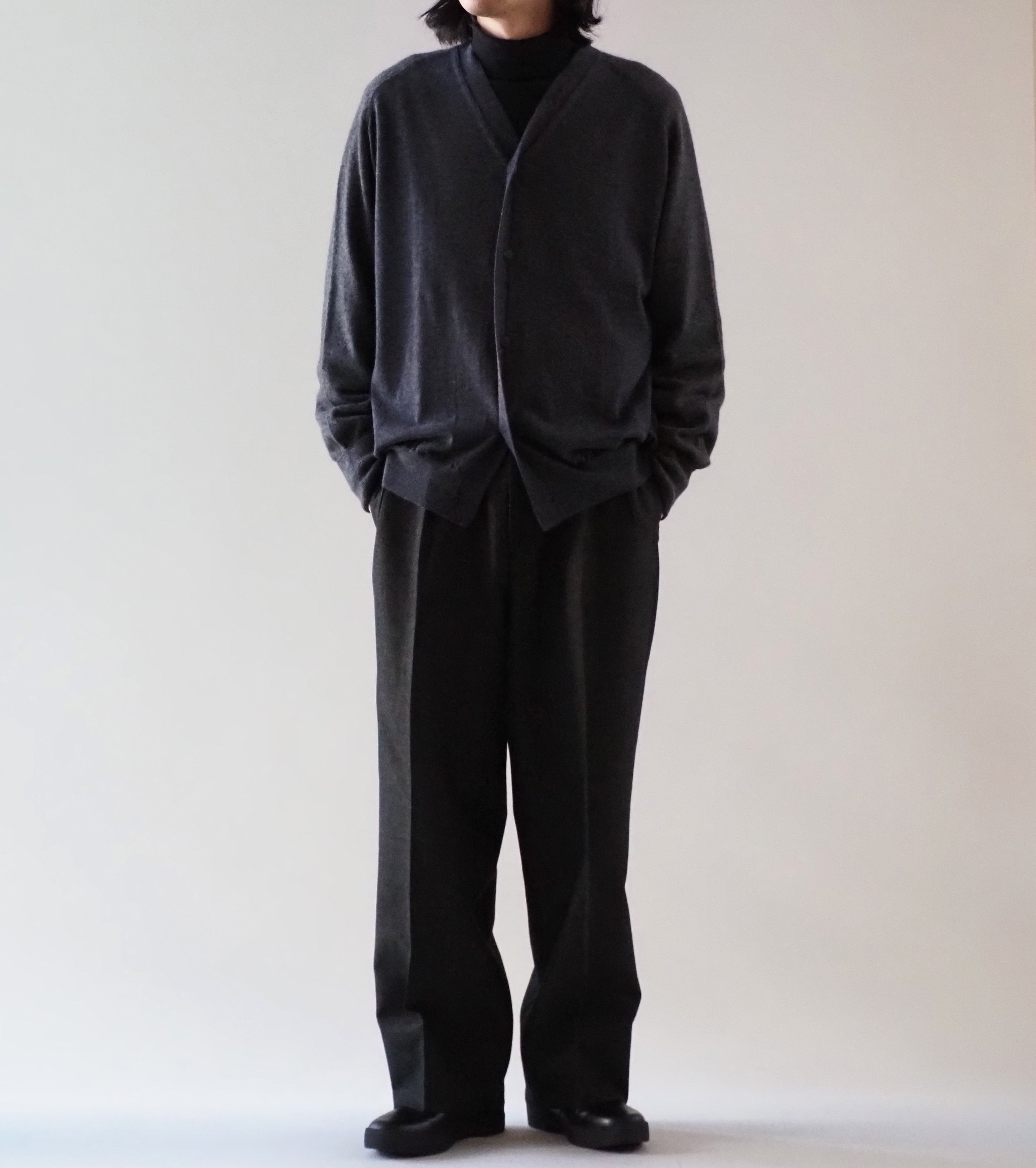  MAATEE&SONS Combi V Cardigan , Charcoal Gray
