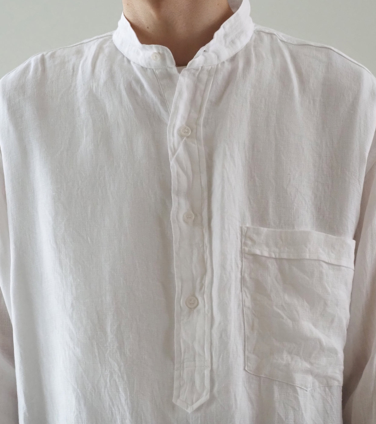 COMOLI Linen Double Cross Pullover Shirt, White