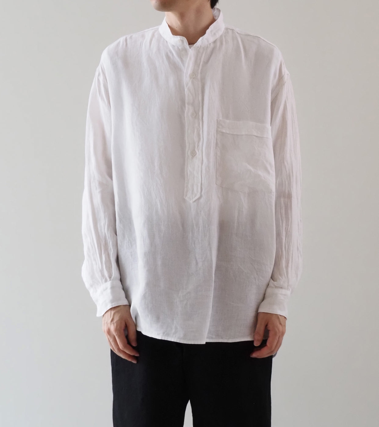 COMOLI Linen Double Cross Pullover Shirt, White