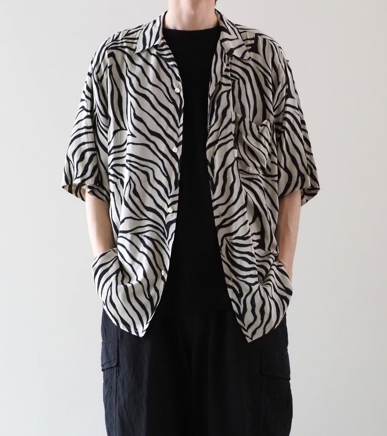 COMOLI ZEBRA Short Sleeve Open Collar Shirt, Zebra