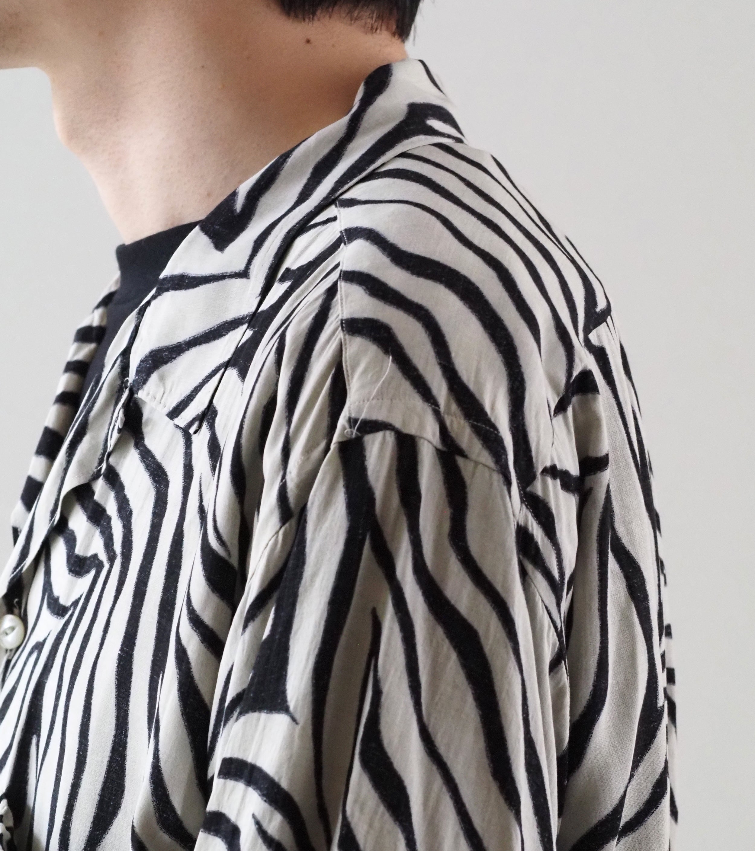 COMOLI ZEBRA Short Sleeve Open Collar Shirt, Zebra