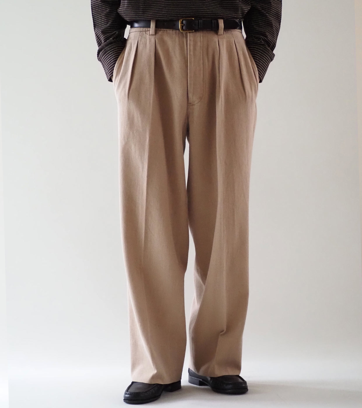 MAATEE＆SONS チノ C1 “コーティング コットン” ,  くすんだ Beige