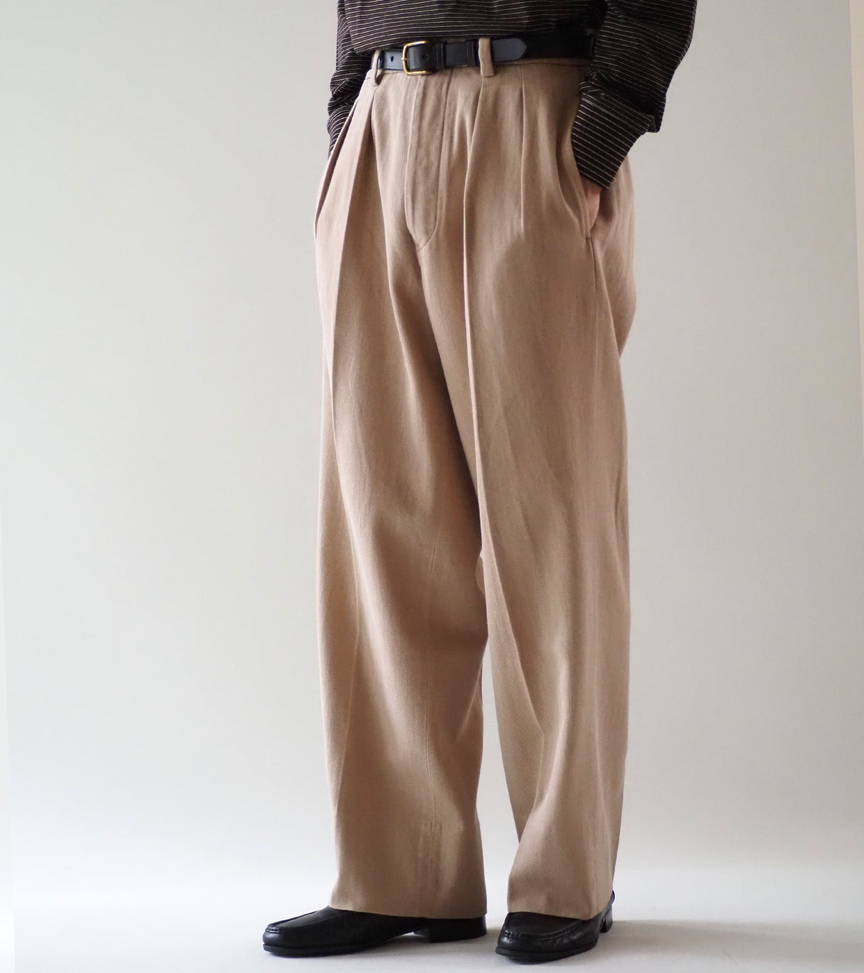 MAATEE＆SONS チノ C1 “コーティング コットン” ,  くすんだ Beige
