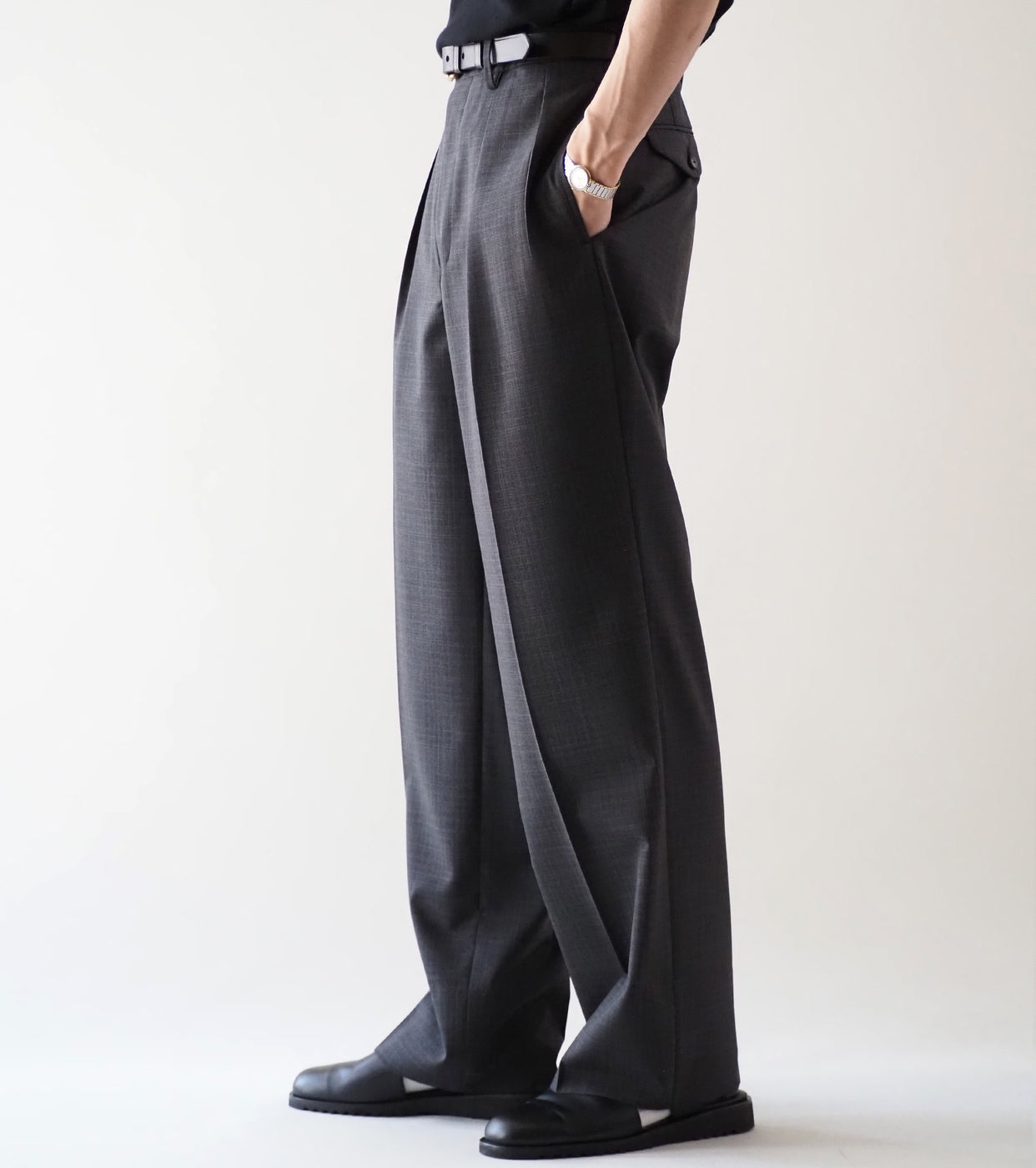 MAATEE＆SONS 永遠 スラックス 2 , Charcoal Gray
