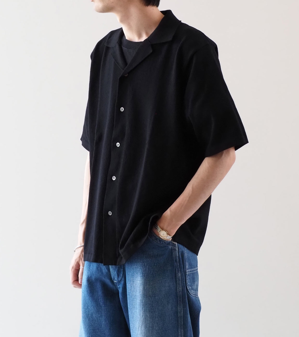 Yonetomi ライト ウェーブ コットン ニット シャツ , Black