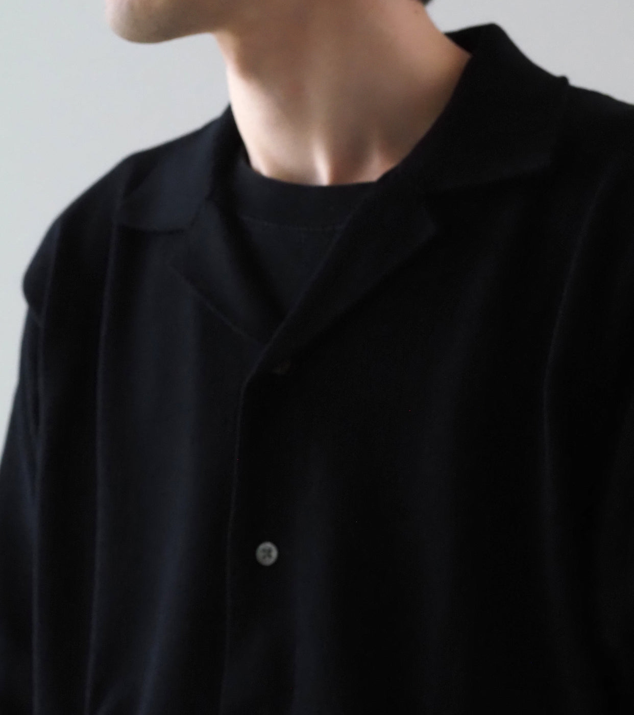 Yonetomi ライト ウェーブ コットン ニット シャツ , Black