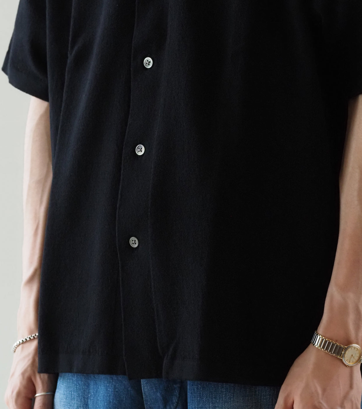 Yonetomi ライト ウェーブ コットン ニット シャツ , Black