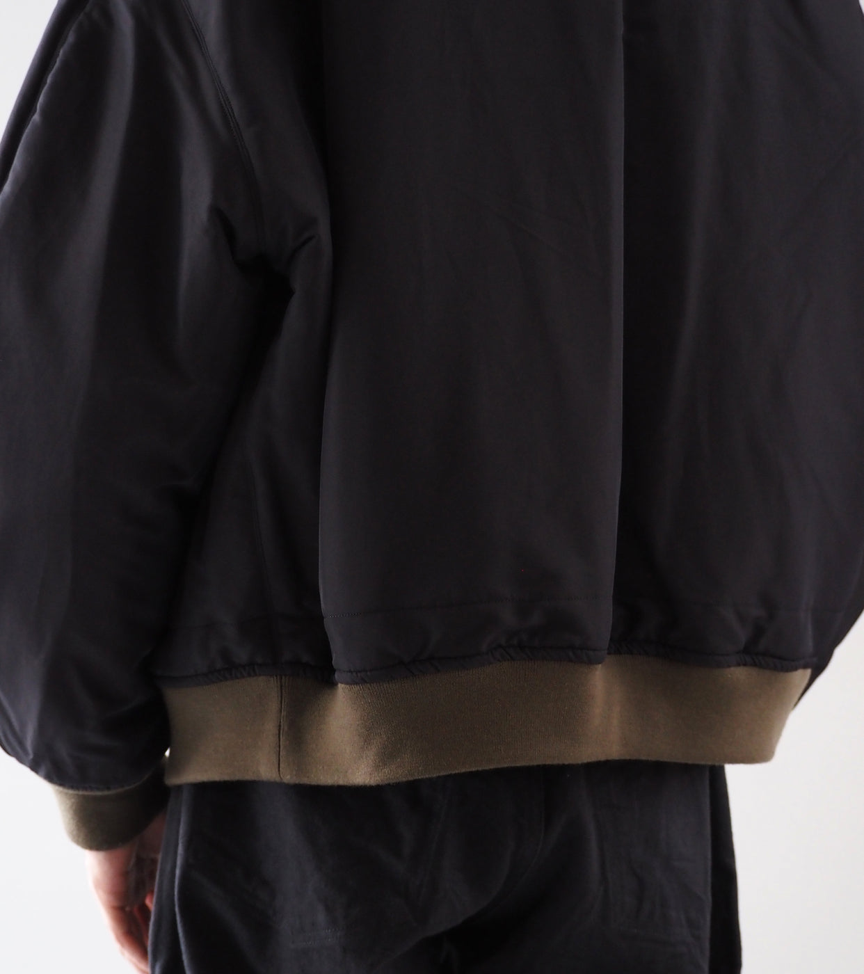 blurhms ポリシルク ツイル モディファイド MA-1 , Khaki