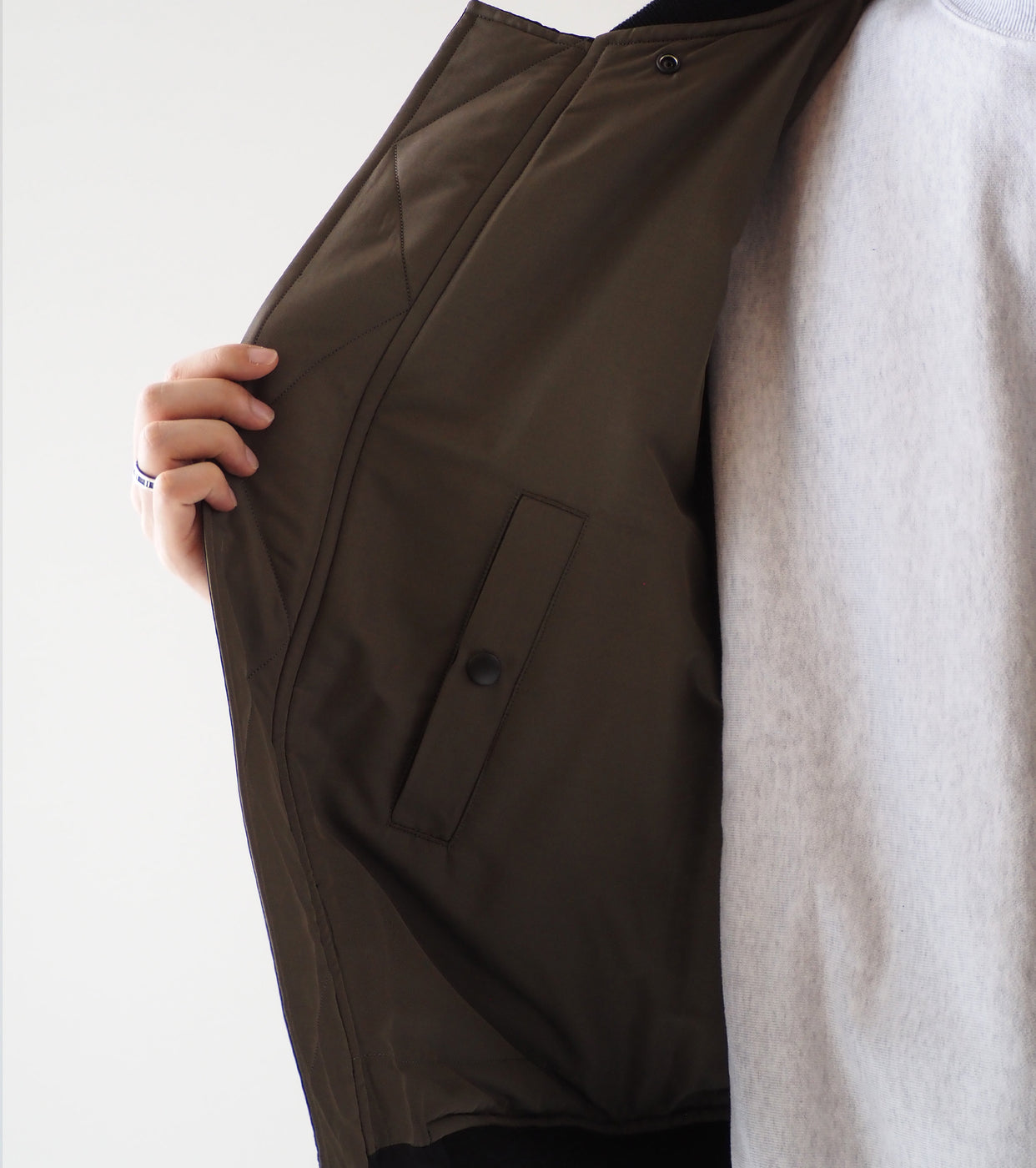 blurhms ポリシルク ツイル モディファイド MA-1 , Black