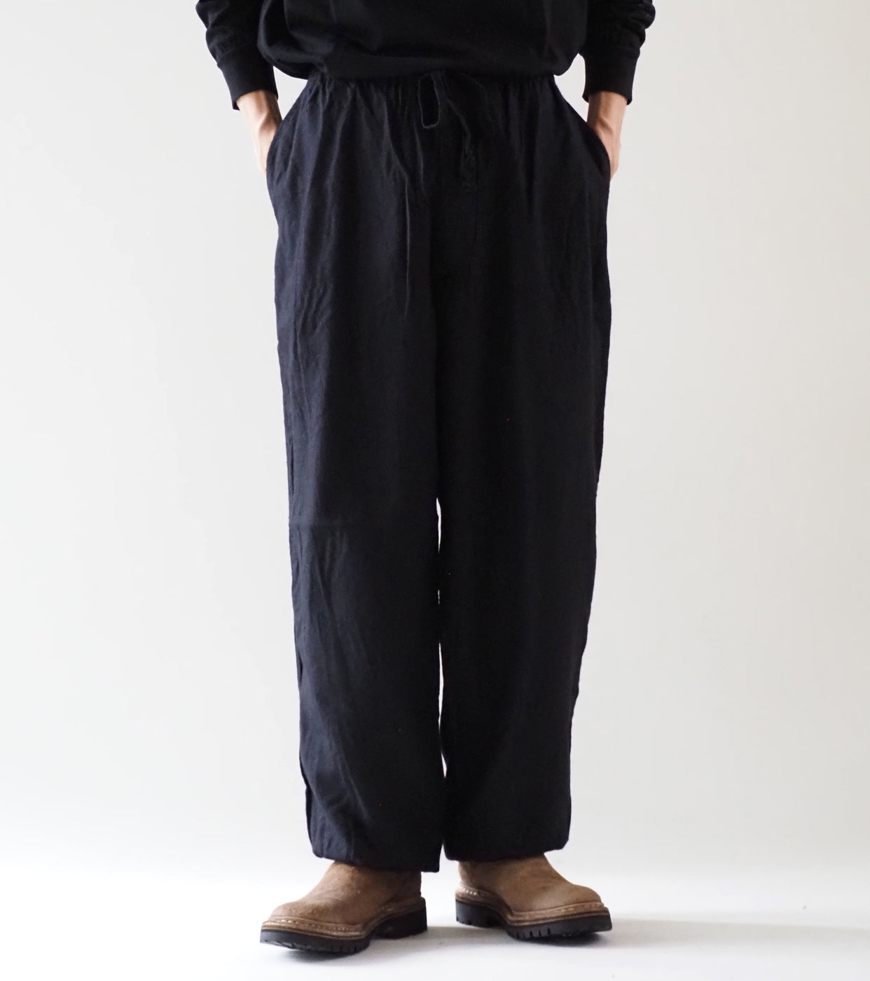 COMOLI カシミヤ シルク 製品染 ドローストリングパンツ, Navy