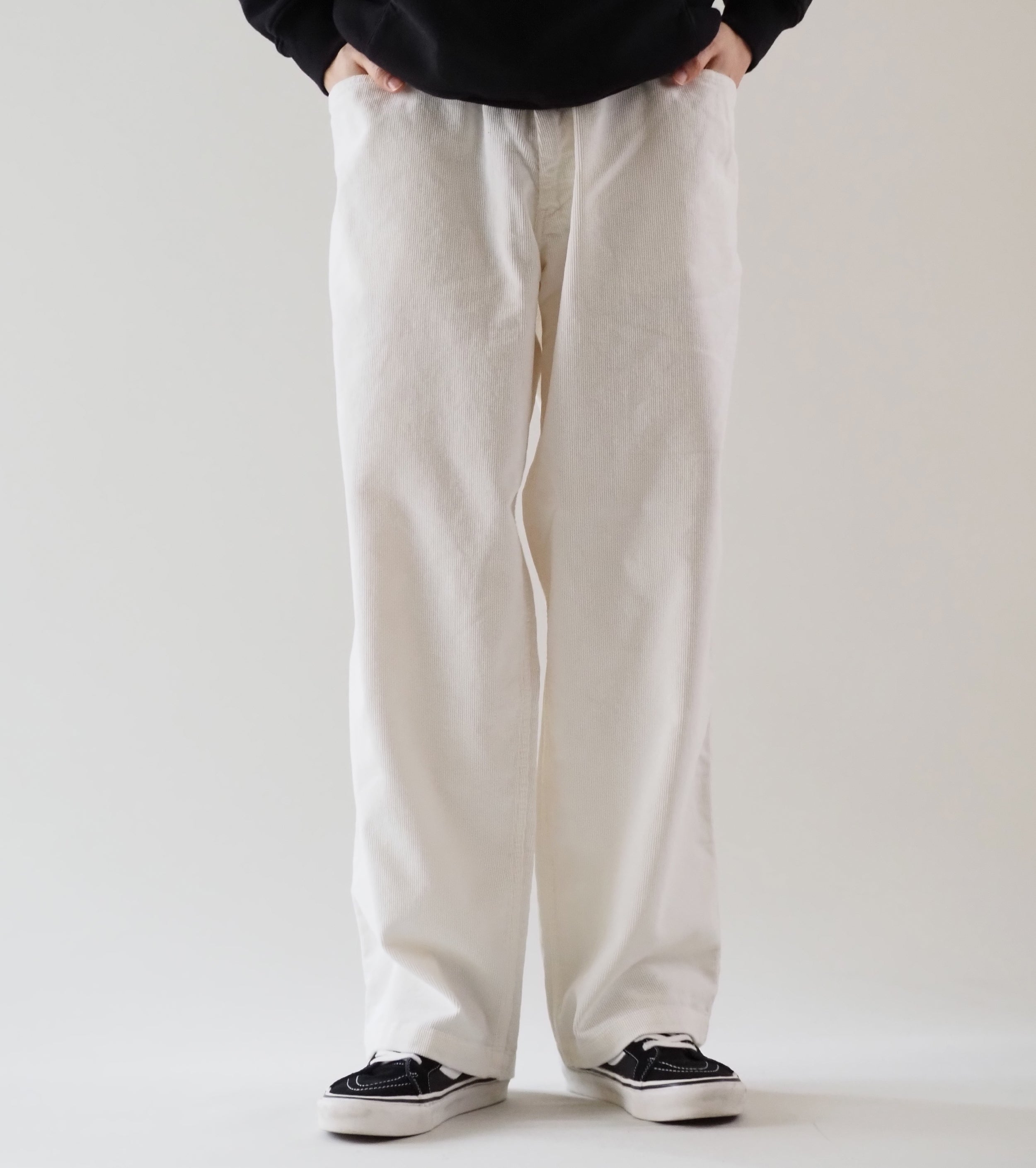 COMOLI コーデュロイ  ドローストリング パンツ , White