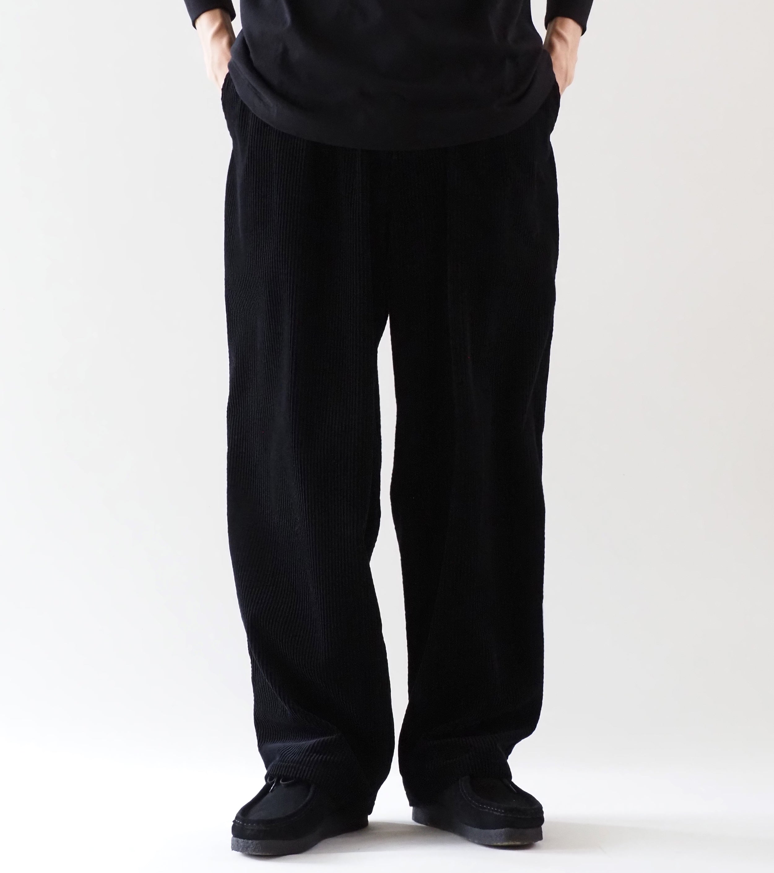 COMOLI Corduroy Drawstring  Pants , Black