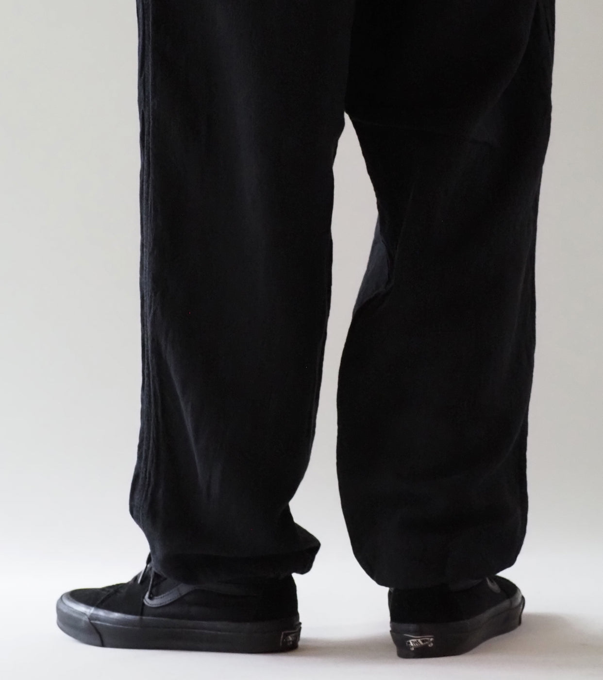 COMOLI シルク コットン ドローストリング パンツ , Fade Black