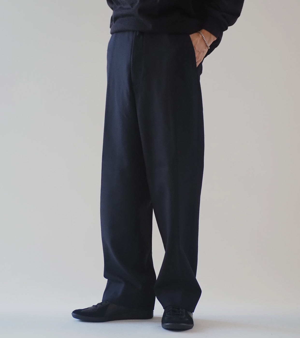 COMOLI Wool Surge Pants, Navy