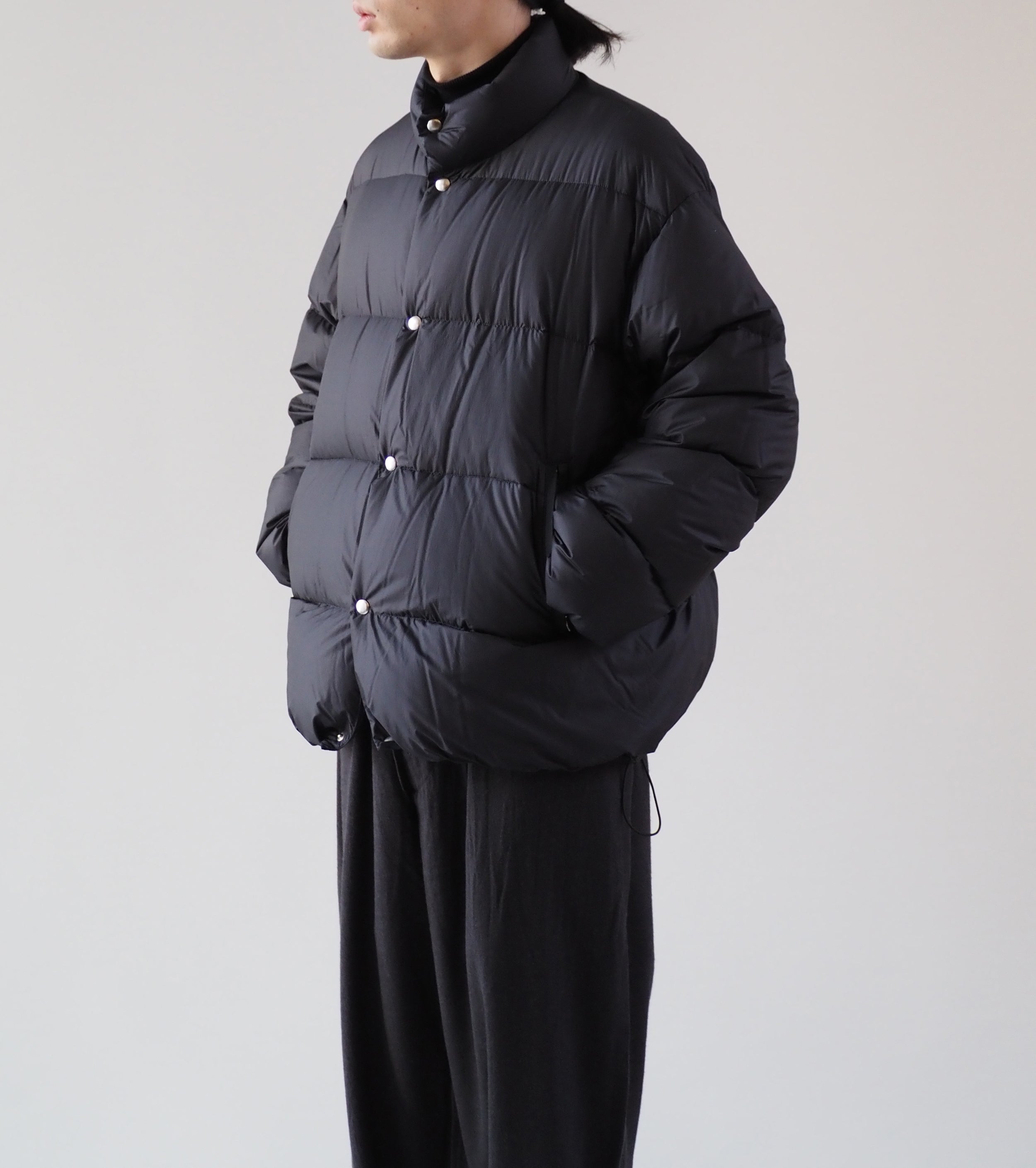 【即完売モデル】COMOLI コモリ ダウンジャケット ブラック 22AW 新型古着屋おにゃんこぽん