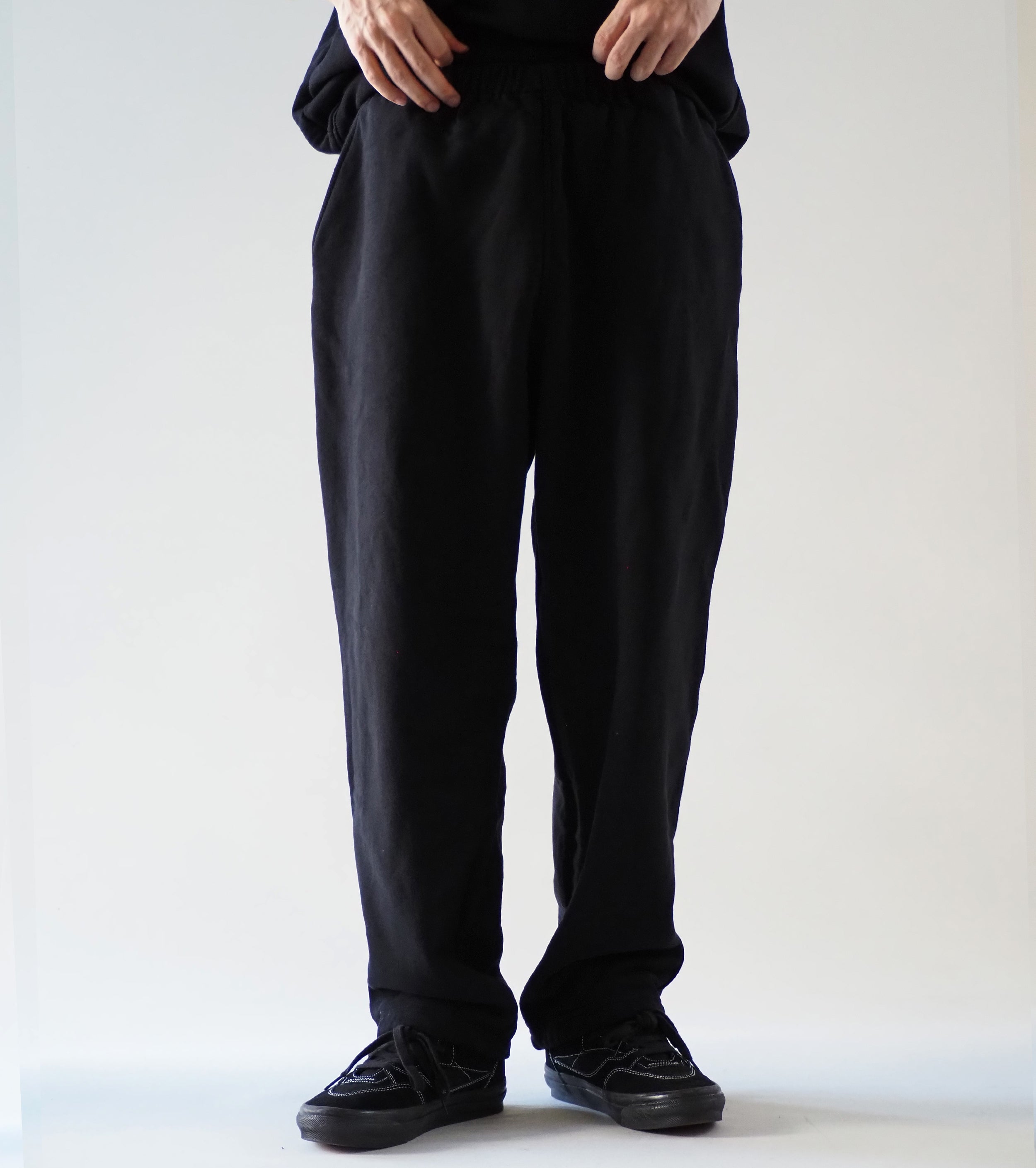 COMOLI コットン 裏毛 パンツ, Black