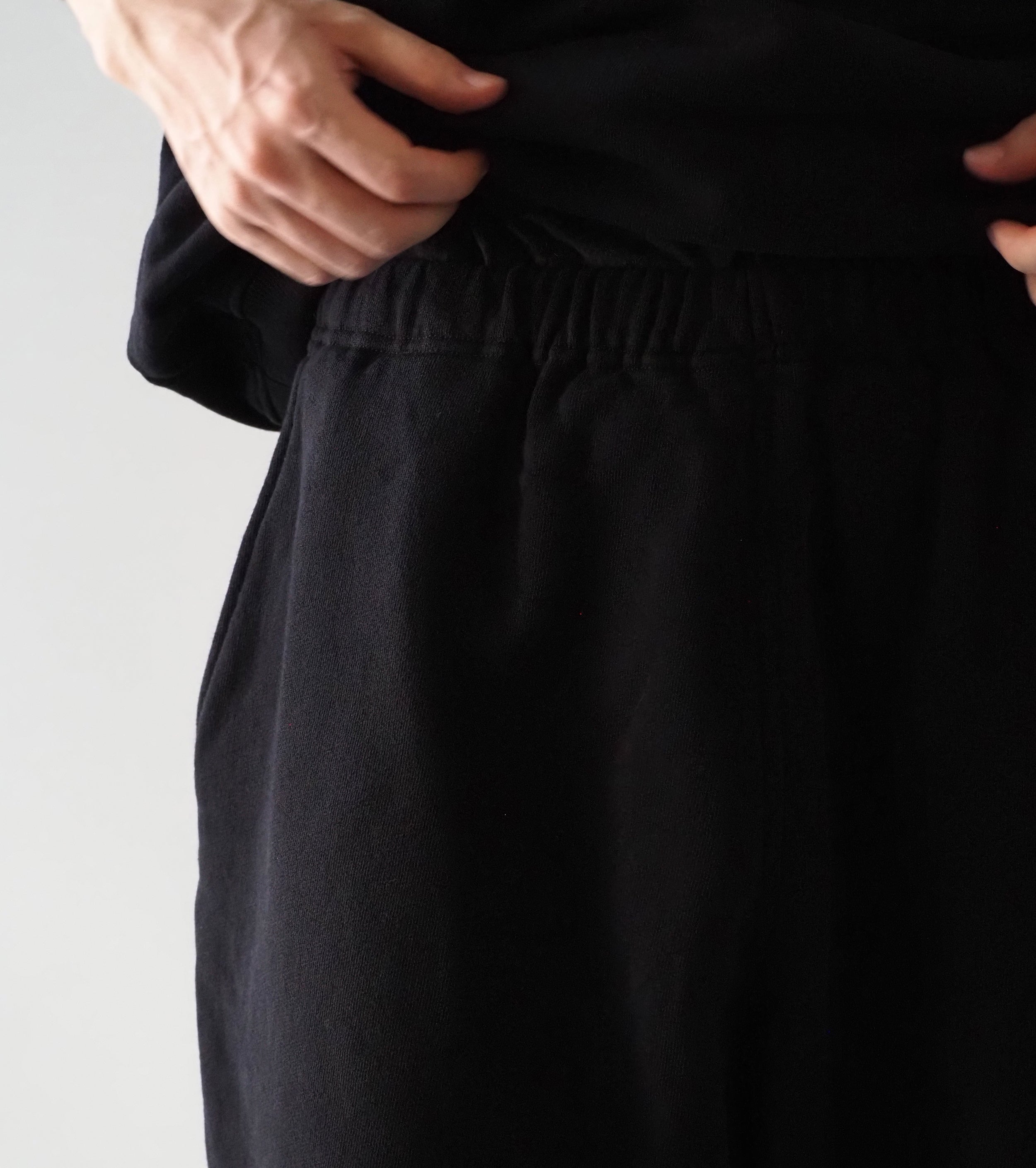 COMOLI コットン 裏毛 パンツ, Black