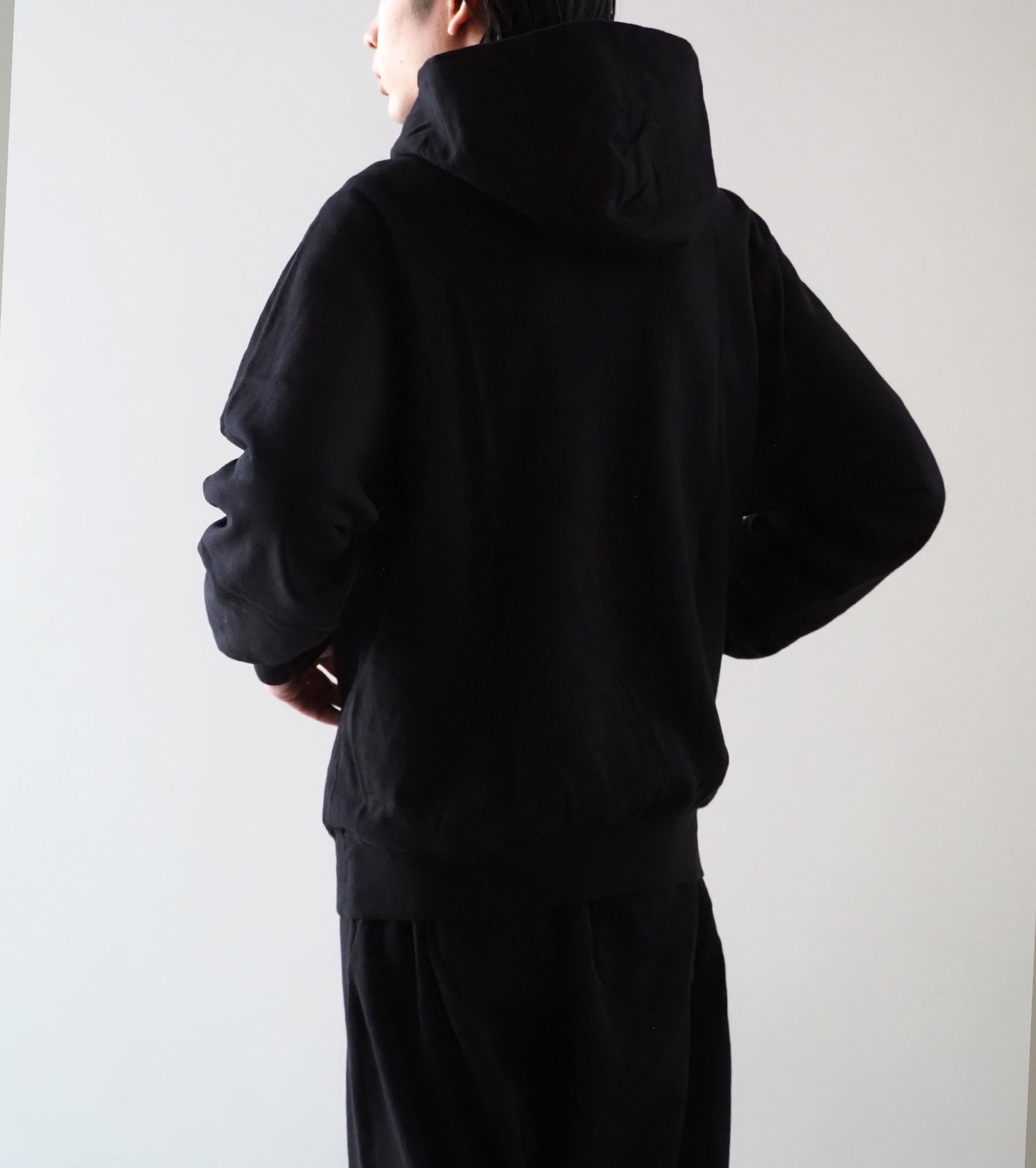 COMOLI LW Cotton Loopback Zip Hoodie, Black