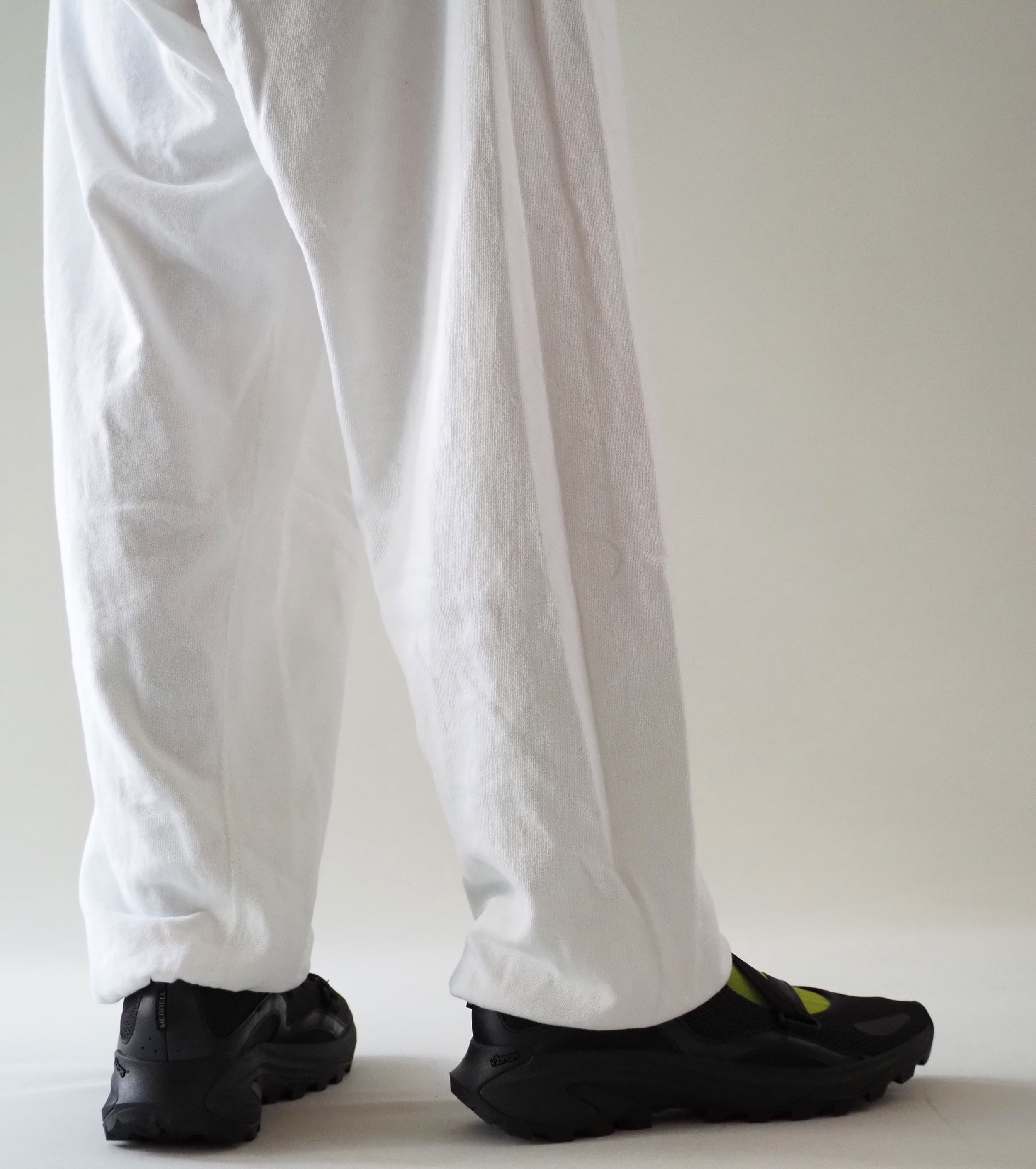 COMOLI LW Cotton Loopback Pants , White